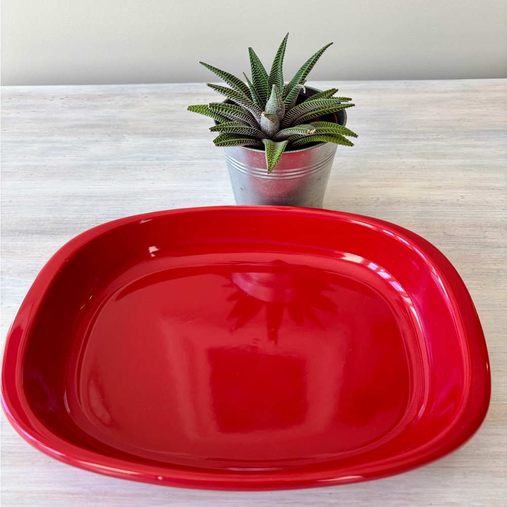 Chantal Red 1 QT Ceramic Baking Dish. Oven/Microwave/Freezer Safe